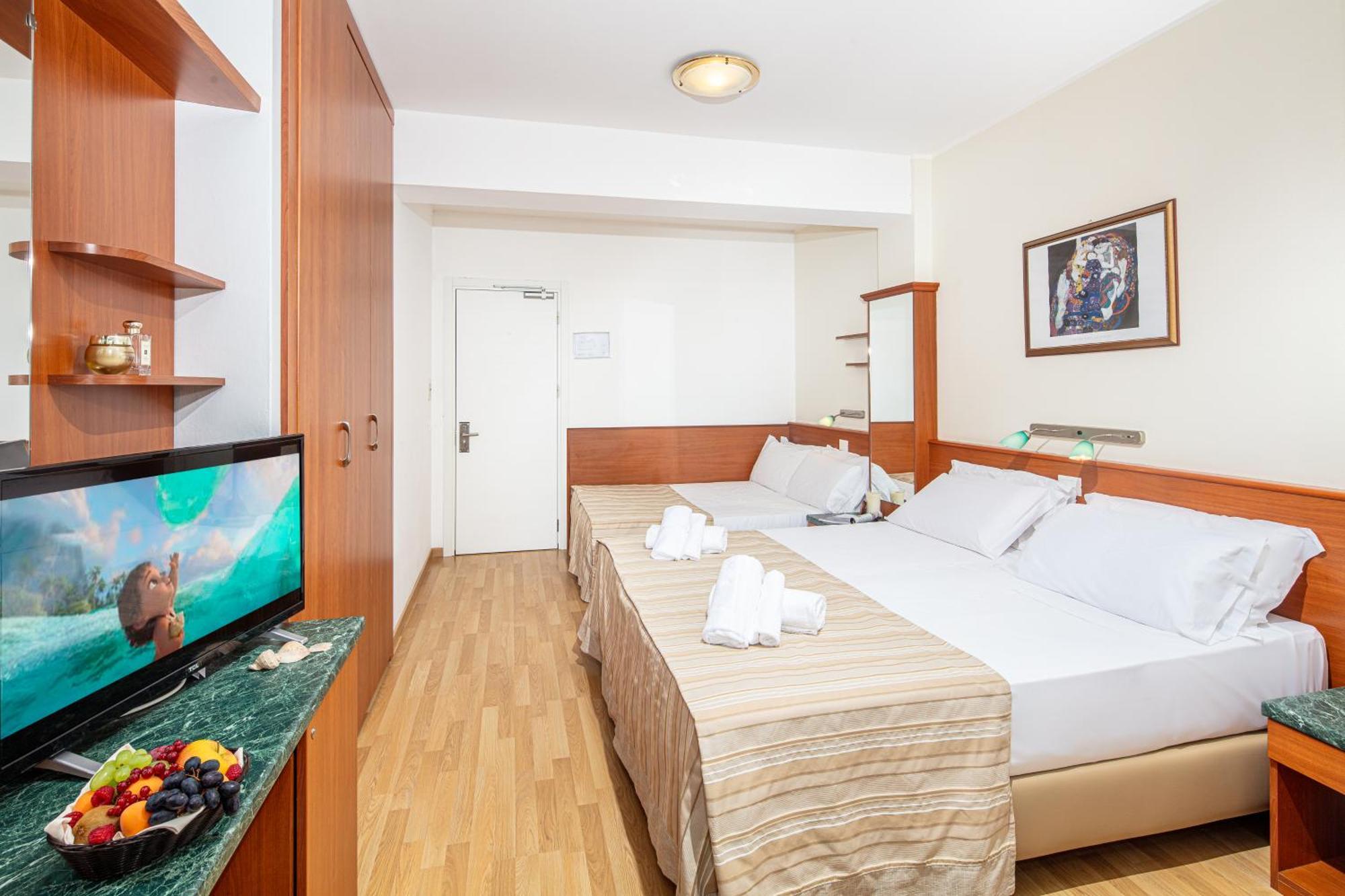 Hotel Bembo Bibione Exterior photo